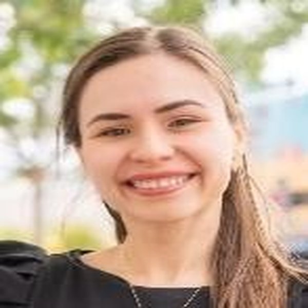 Lisa Lorena Losada Rojas